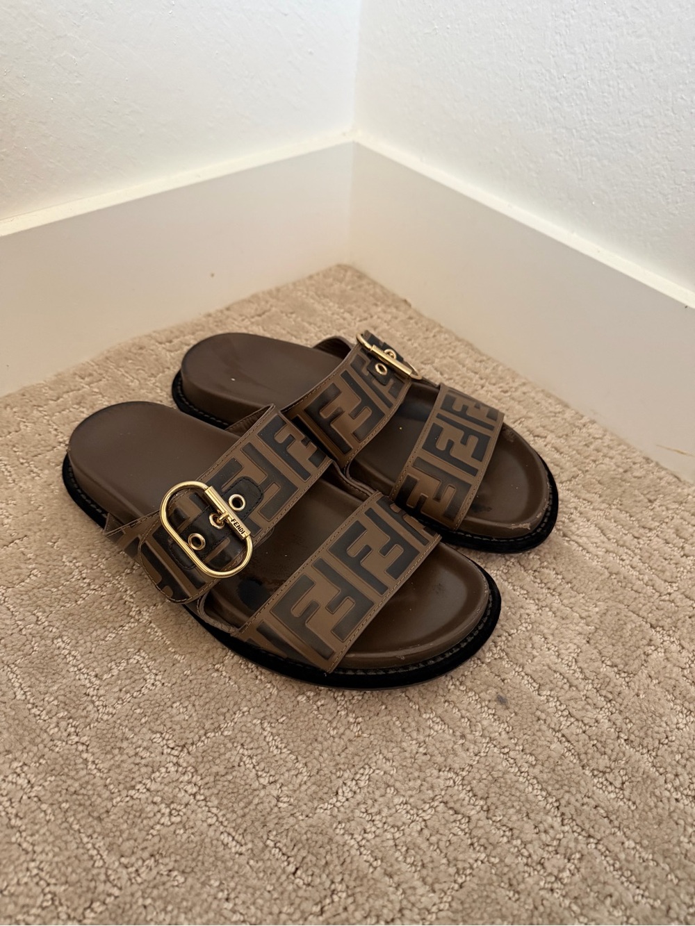 Fendi Brown FF Logo Double-Strap Buckle Slides